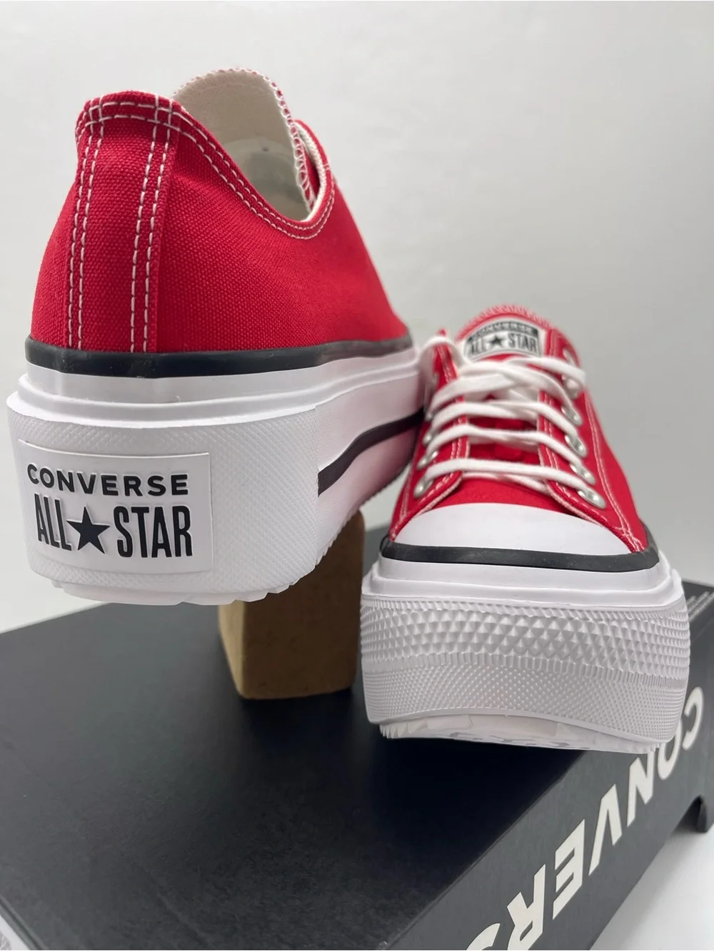 Converse WMNS CTAS LIFT DOUBLE STACK OX
RED/BLACK/WHITE Platform Sneakers - Picture 6 of 16